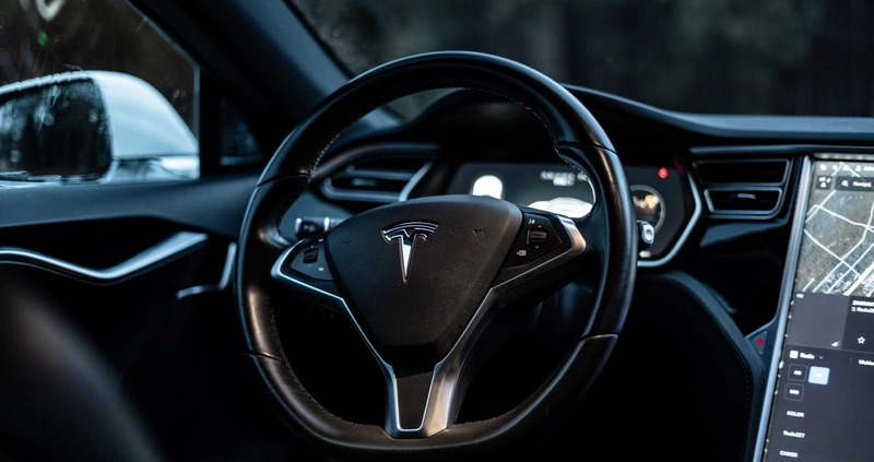 Tesla Model S cena 149990 przebieg: 79710, rok produkcji 2018 z Grudziądz małe 277